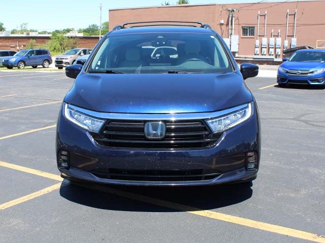 Used 2021 Obsidian Blue Pearl Honda EX-L image 3