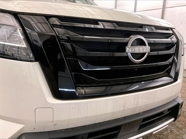 2023 Nissan Pathfinder SL White at Sutliff Volkswagen