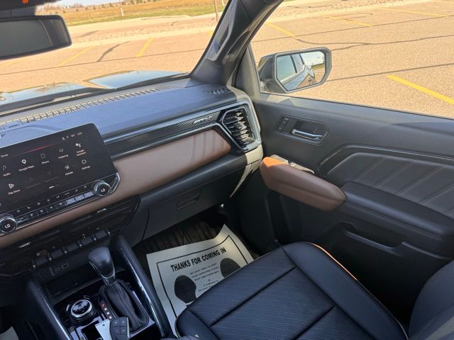 2023 GMC Canyon 4WD Crew Cab Short Box AT4