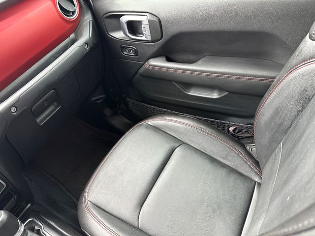 Used 2022 Gray Jeep Rubicon image 13