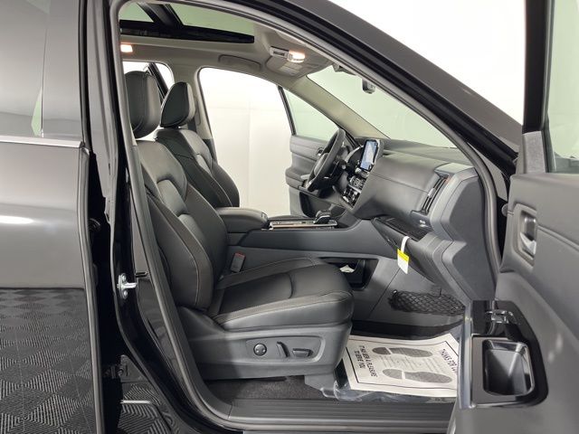 2025 Super Black Nissan Pathfinder SL FWD SUV
