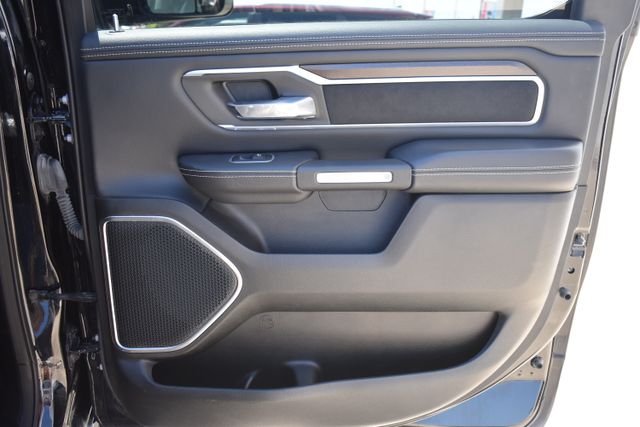 2022 RAM Ram 1500 Pickup Laramie - Photo 17