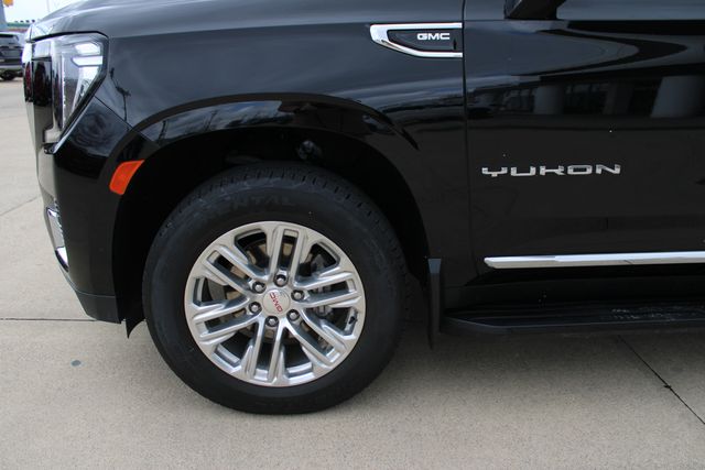 Used 2023 Black GMC SLT image 36