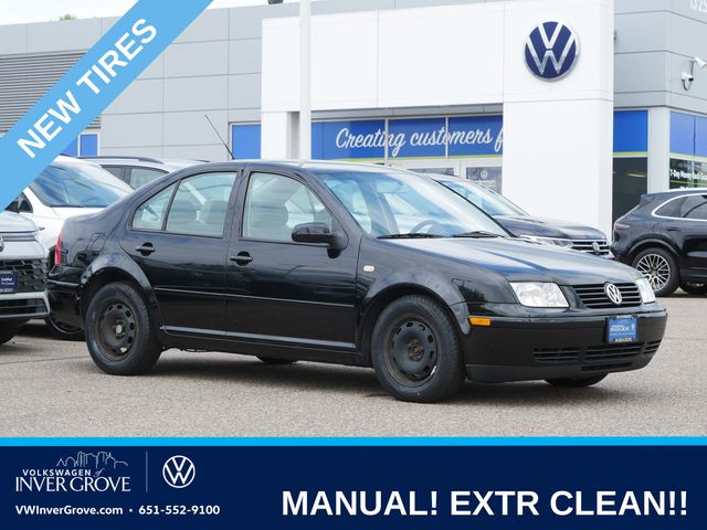 Black 2000 Volkswagen Jetta Sedan Front-Wheel Drive 5-Speed Manual