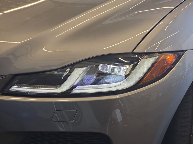 Used 2023 Gray Jaguar P250 S image 33