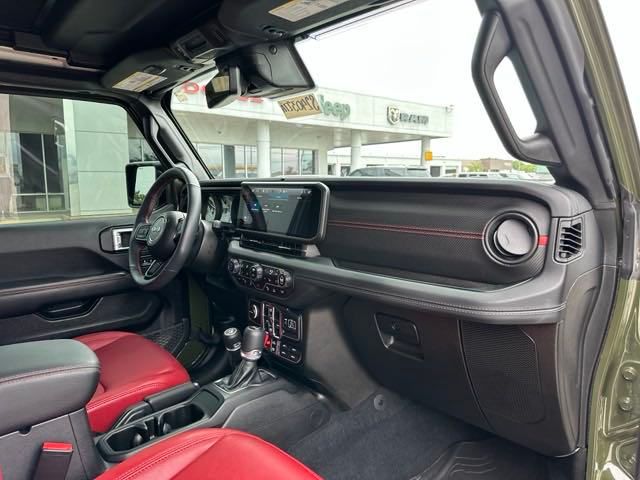 2024 Jeep Wrangler Rubicon 392 13