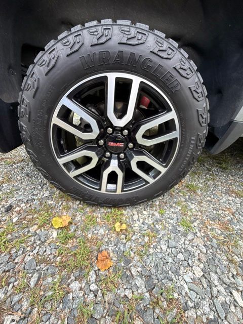 Used 2024 Silver GMC AT4 image 16
