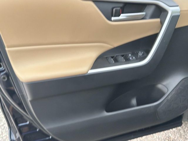 Used 2025 Toyota RAV4 SUV