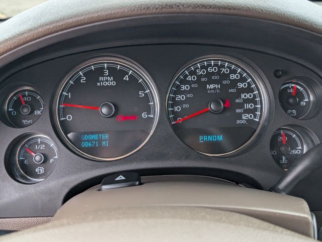 Used 2014 White Chevrolet LTZ image 18