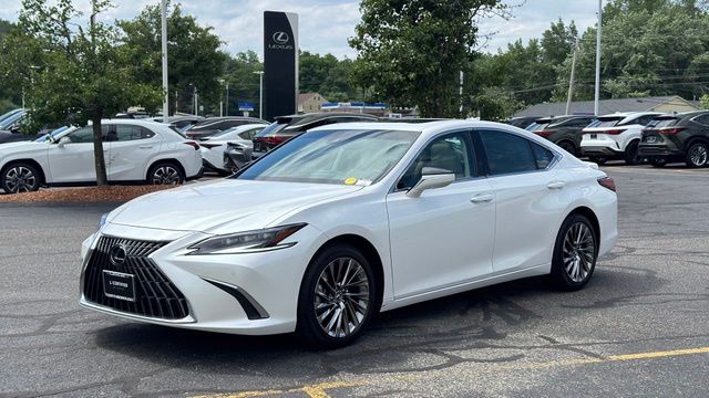 2024 Lexus ES Hybrid 300h Ultra Luxury FWD