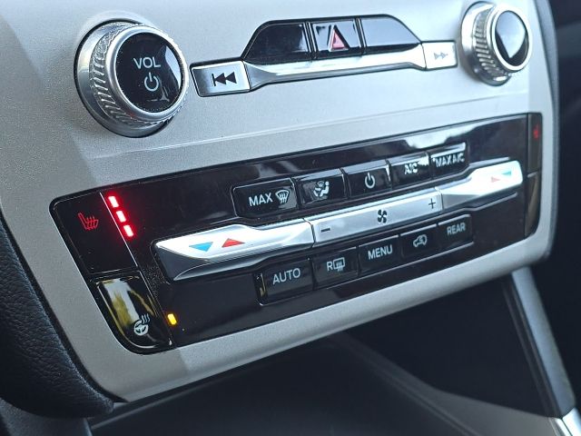 2023 Ford Explorer XLT:45402A