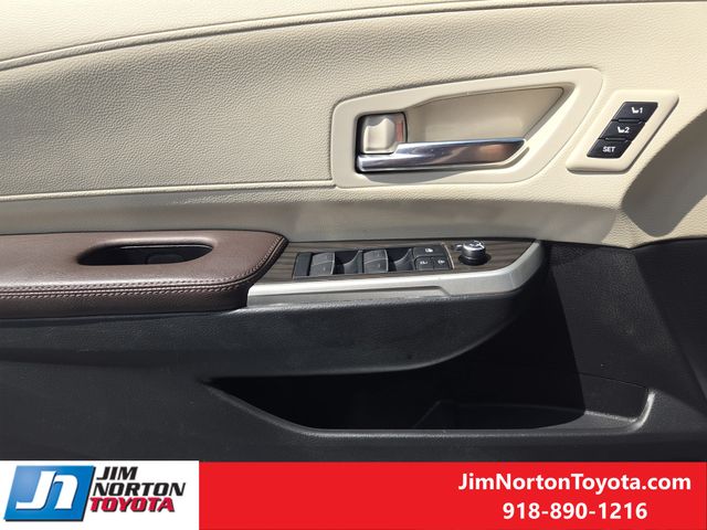 Used 2022 Toyota Sienna Van