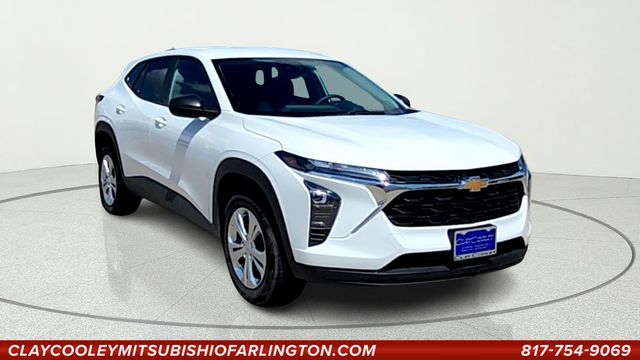 2025 Chevrolet Trax LS