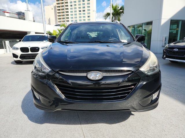 2015 Hyundai Tucson SE 16