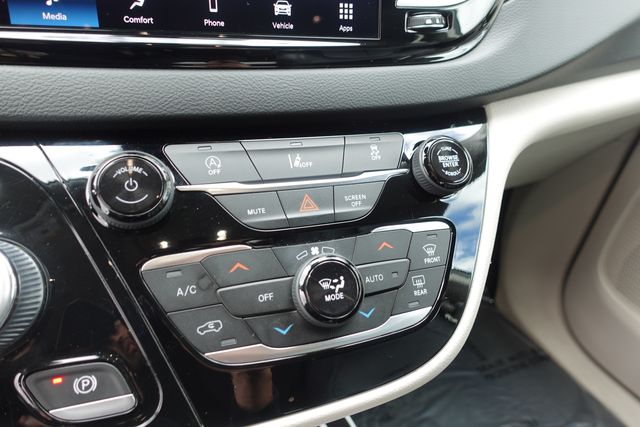 used 2022 Chrysler Pacifica car, priced at $22,235