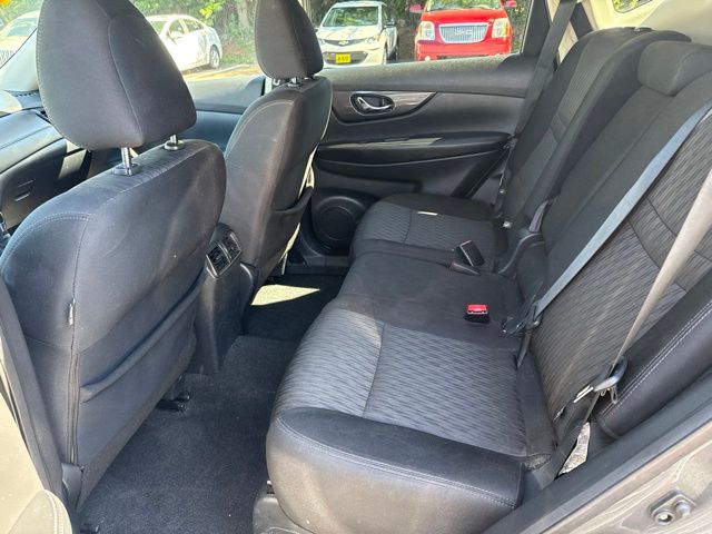 Used 2019 Gray Nissan S image 6