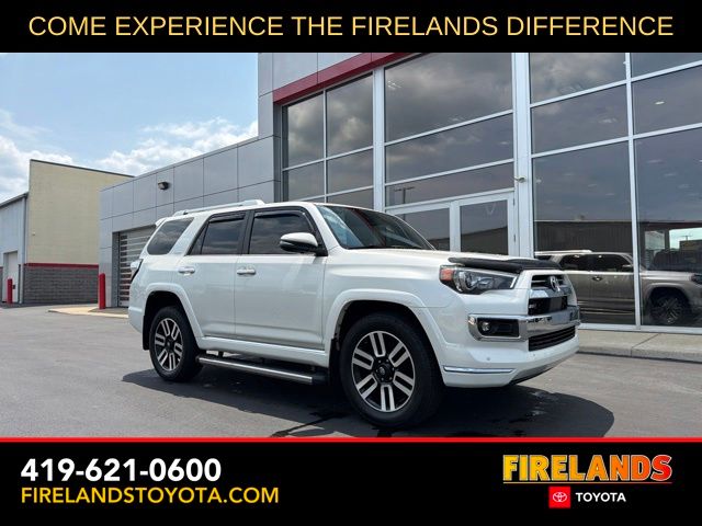 White (Blizzard Pearl) 2021 Toyota 4Runner SUV / Crossover All-Wheel Drive 5-Speed Automatic Overdrive