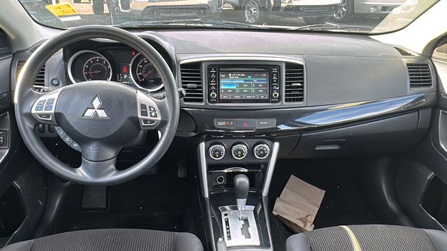 2017 Mitsubishi Lancer ES 10