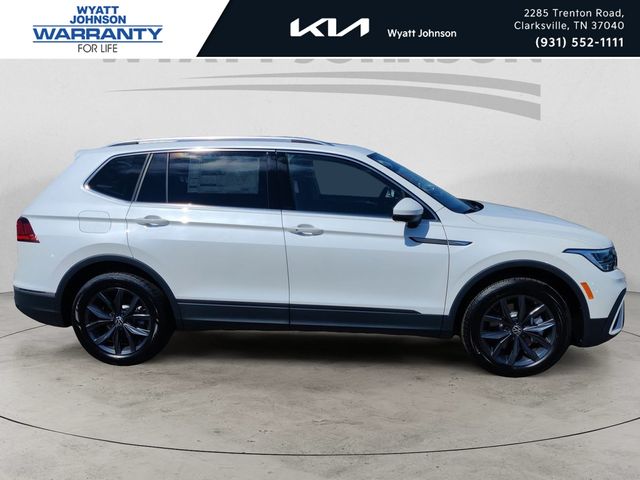 Opal White 2023 Volkswagen Tiguan SUV / Crossover Front-Wheel Drive 8-Speed Automatic
