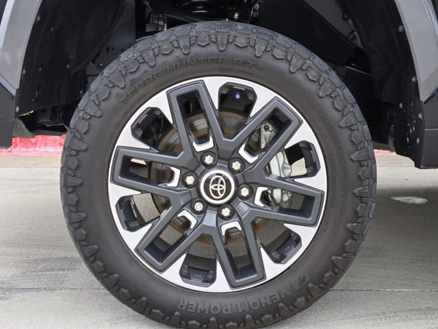 2023 Toyota Tundra Hybrid Limited photo