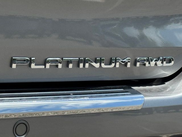 Used 2025 Toyota Highlander SUV