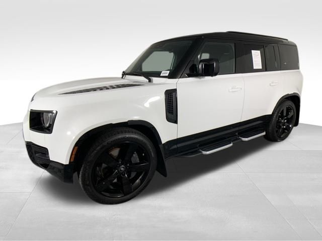 2023 Land Rover Defender 110 X-Dynamic SE 3