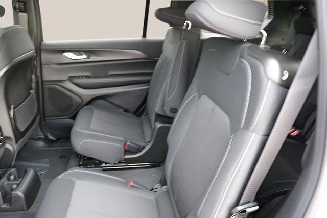 New Car 2025 Jeep Grand Cherokee L  Laredo X For Sale Under $35,000 In Austin, Texas