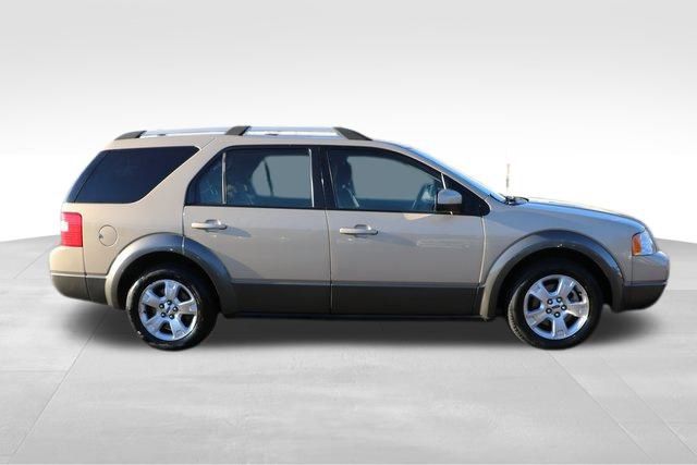 2007 Ford Freestyle SEL 13