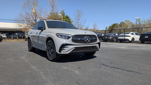 2026 Mercedes-Benz GLC 300 RWD