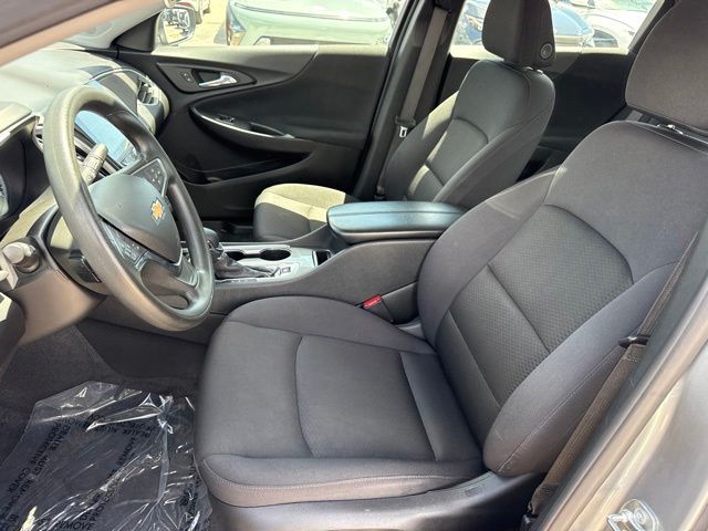 2025 Chevrolet Malibu - $19,988