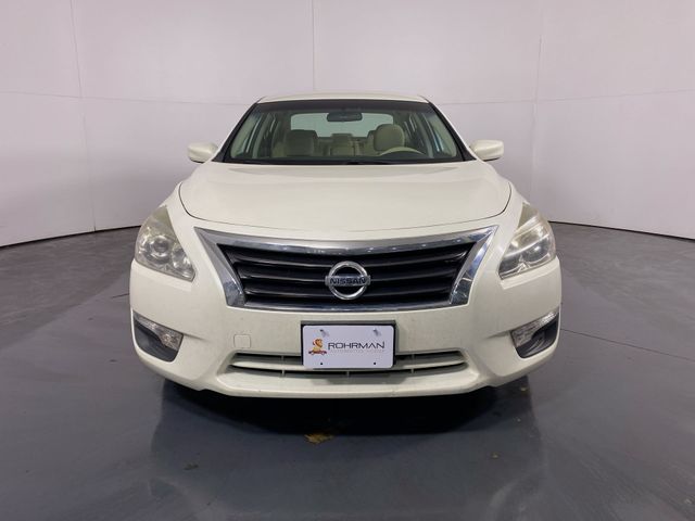 2014 Nissan Altima 2.5 SV 23