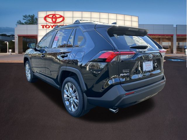 2025 Toyota RAV4 XLE Premium 26