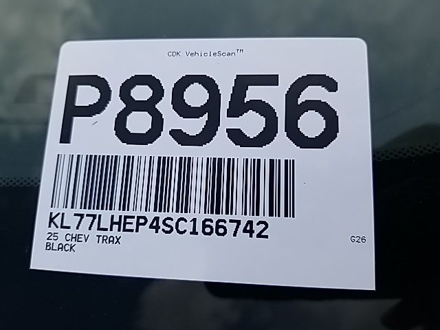 Used 2025 Chevrolet Trax SUV