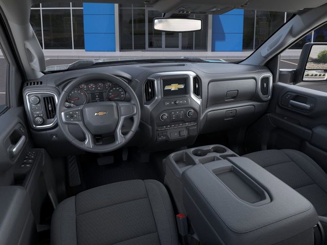 2025 Chevrolet Silverado 2500HD Custom 15