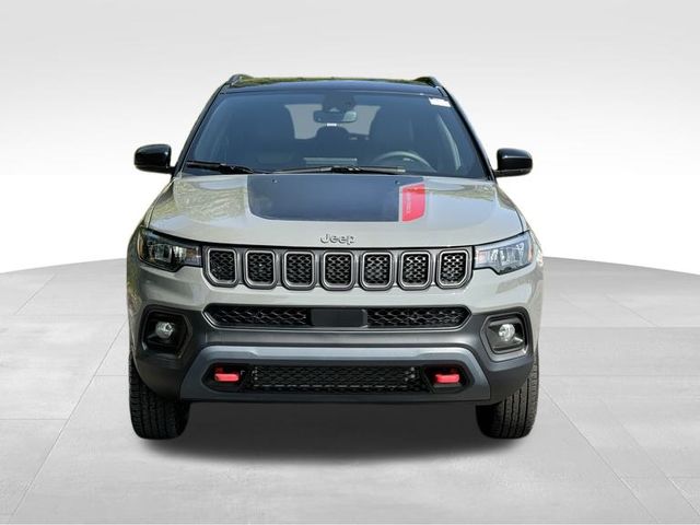 2023 Jeep Compass Trailhawk 8