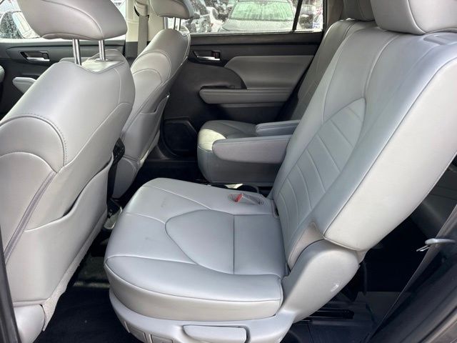 2021 Toyota Highlander - $29,888