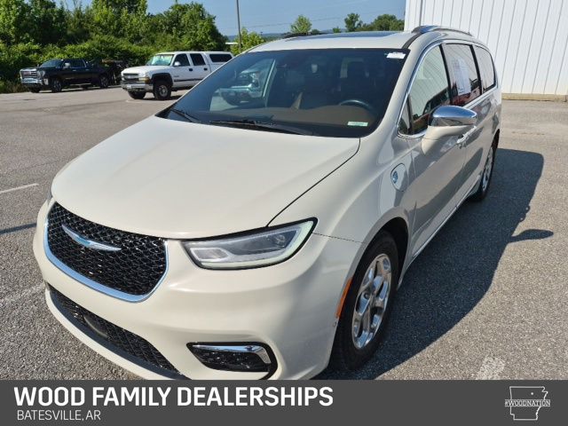Luxury White Pearlcoat 2021 Chrysler Pacifica Hybrid Minivan Front-Wheel Drive Continuously Variable Transmission