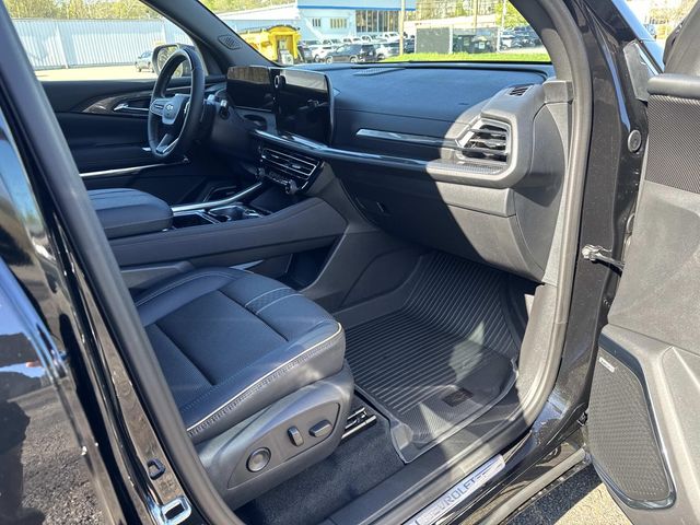 2026 Chevrolet Traverse - Image 26