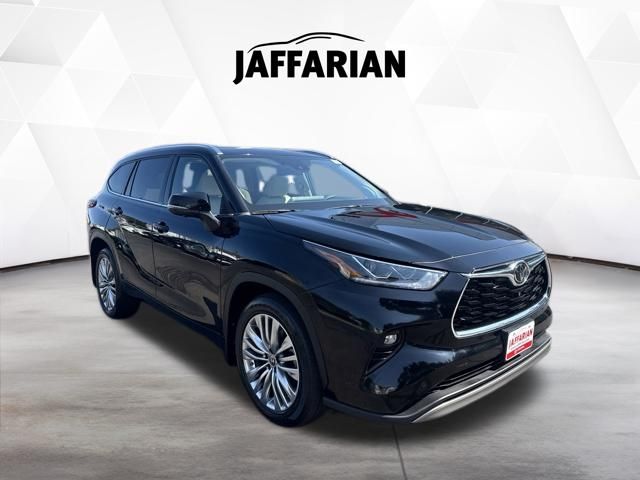 2023 Toyota Highlander