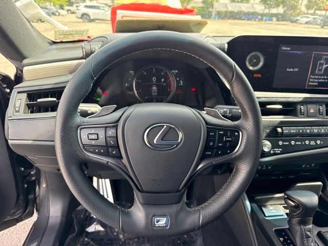2022 Lexus ES - $39,888