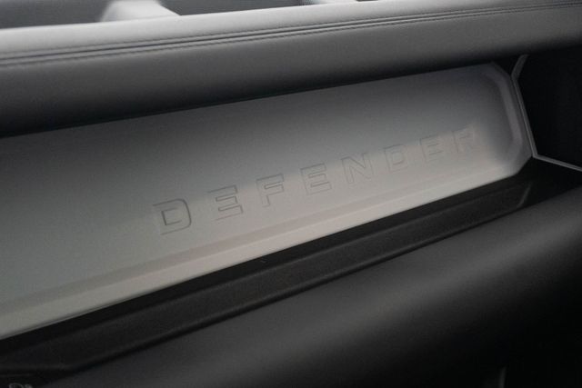 Used 2025 Land rover Defender 110 SUV