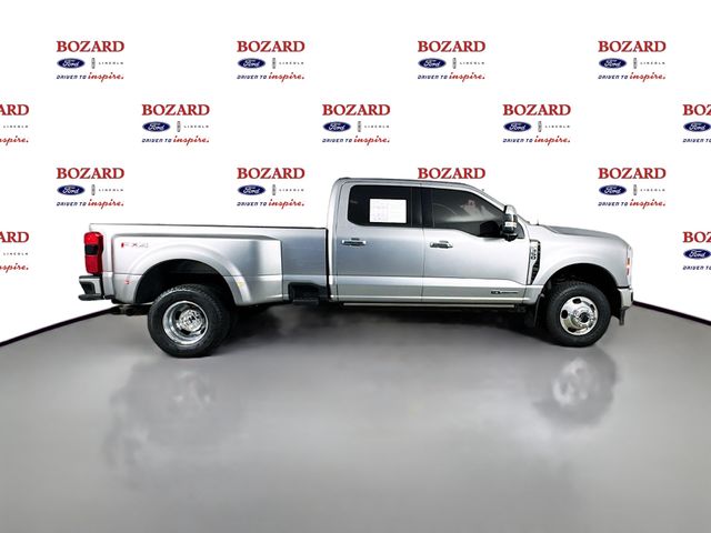 2024 Silver Metallic Ford F-350SD Lariat 4X4 Truck