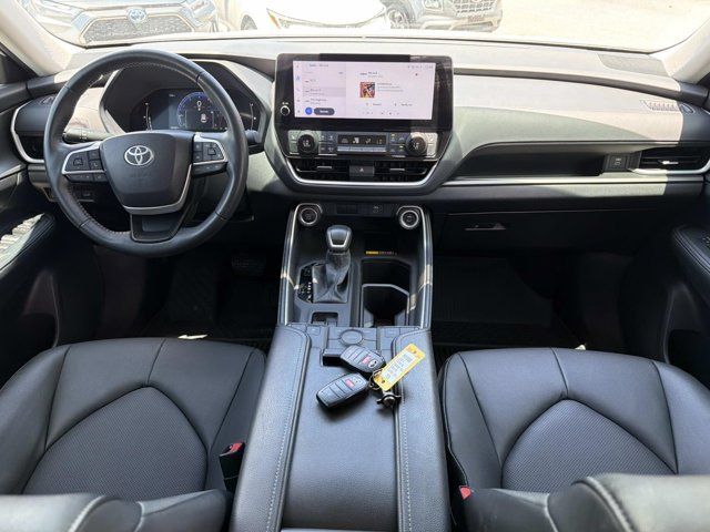 Used 2024 Toyota Grand Highlander SUV