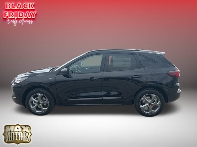 2024 Ford Escape ST-Line 4