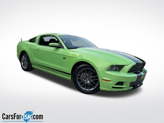 2014 Ford Mustang V6 Premium