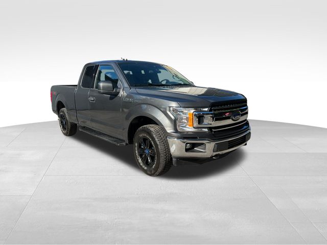 2020 Ford F-150 XLT 2