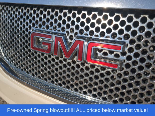 Used 2013 White GMC Denali image 11