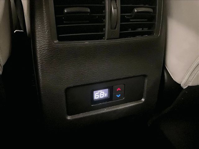 2022 Mitsubishi Outlander SEL White at Auto Express Mitsubishi