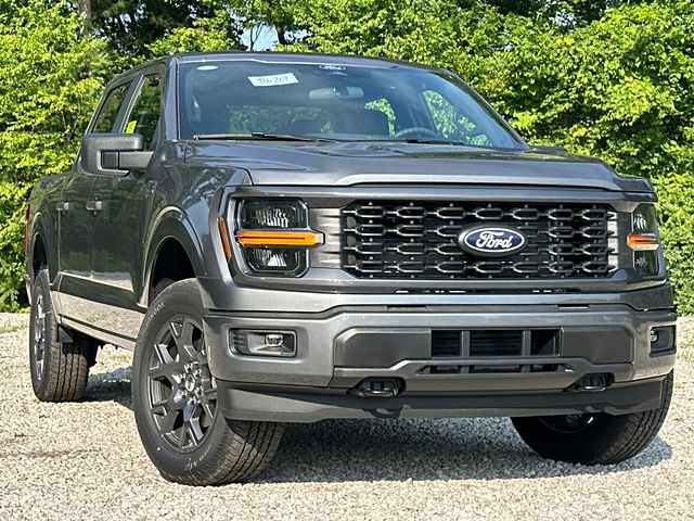 Carbonized Gray Metallic 2026 Ford F-150 Pickup Truck Four-Wheel Drive Automatic
