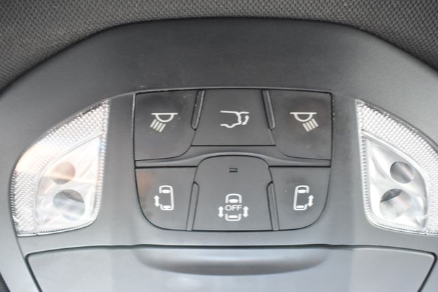Used 2019 Chrysler Pacifica Van